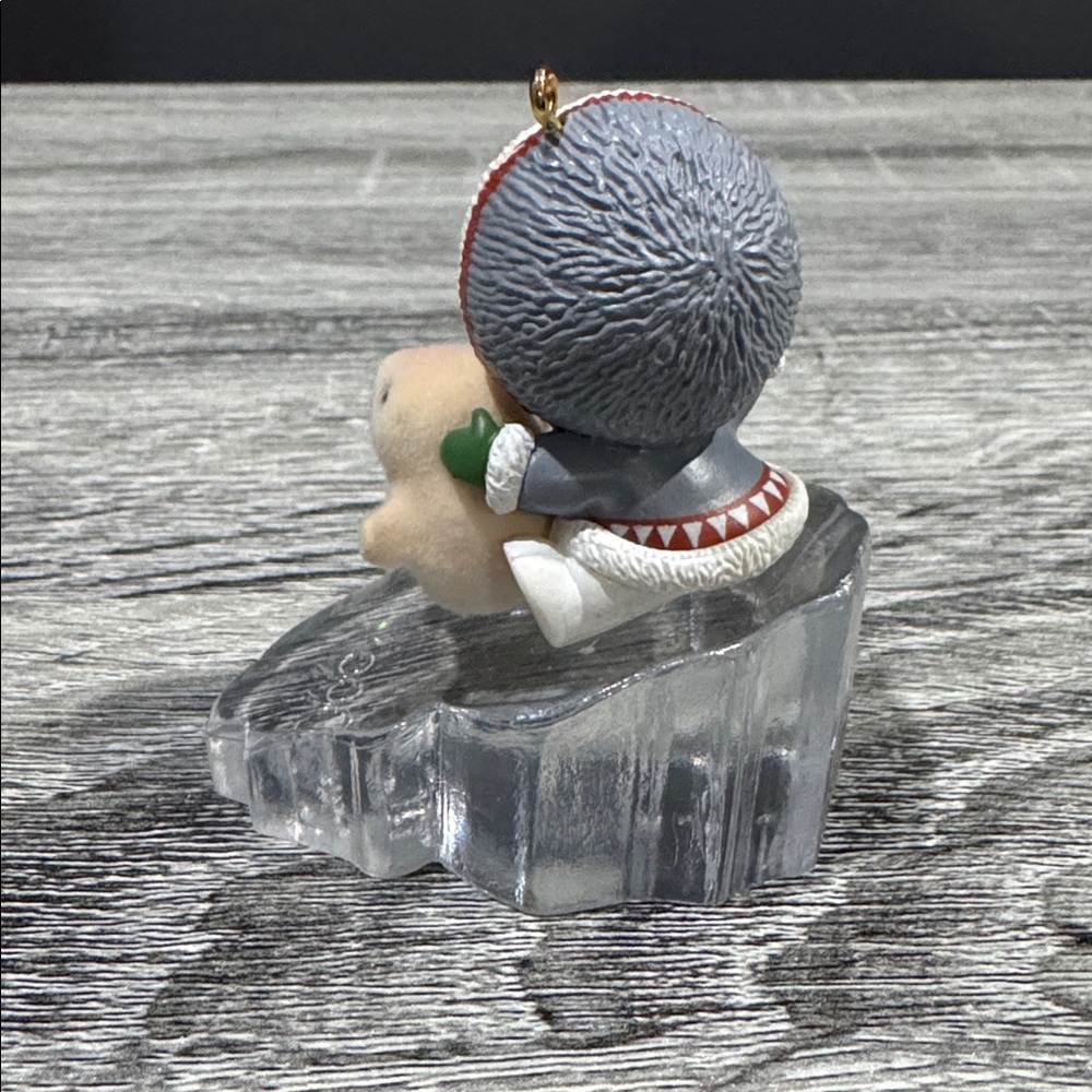 Hallmark | Frosty Friends #11 (1990) - Vintage Collectible Keepsake Ornament - Picture 12 of 17